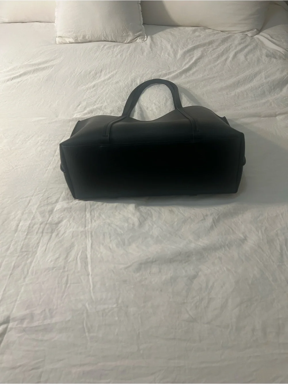 N/A spacious black